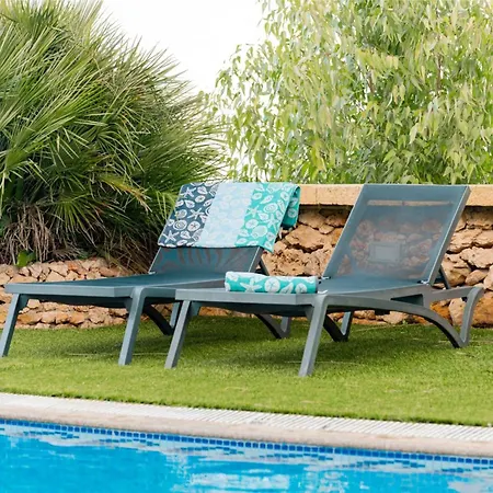Villa Savona Sleeps 7 With Private Pool *