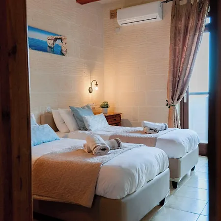 Savona Sleeps 7 With Private Pool *