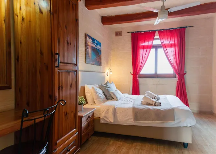 Savona Sleeps 7 With Private Pool * Xagħra