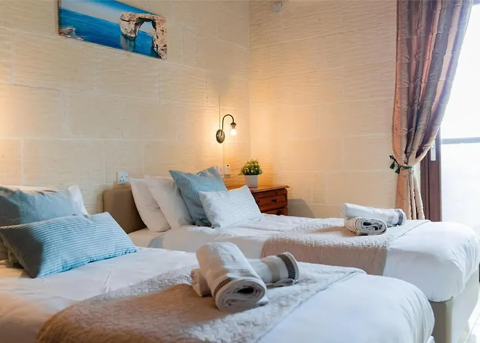 Savona Sleeps 7 With Private Pool 빌라 자프라